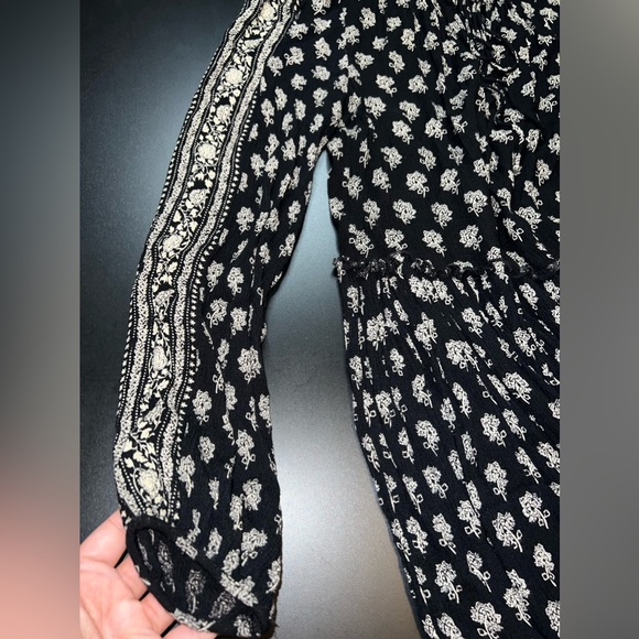 ZARA Black Printed Cinched Waist Dress size Small EUC - Picture 5 of 9